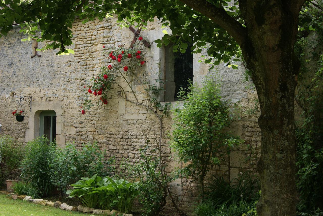 Manoir De La Pataudiere B&B Villers-Canivet Exteriér fotografie